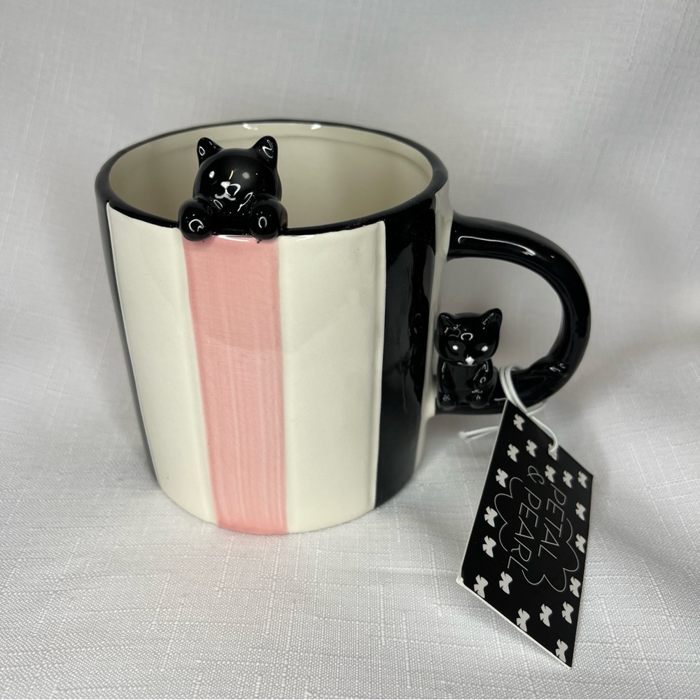 Petal & Pearl Black Off-white Pink Black Cats Cat Lover Mug 3D Adorable Kitties